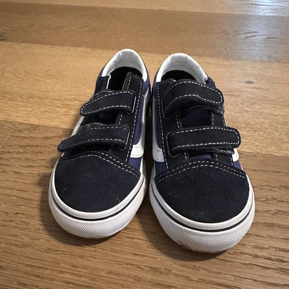 Vans Old Skool V Core Navy in T9 - Picture 6 of 8